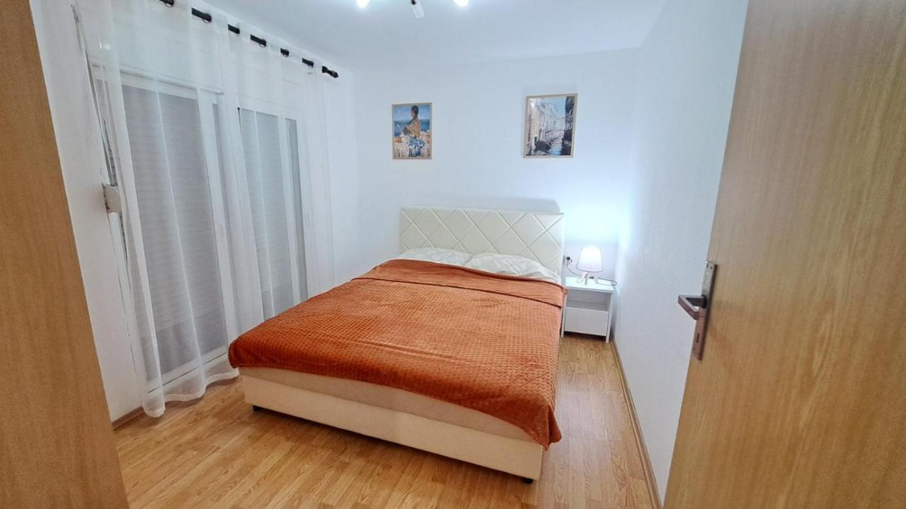 Villa Milicevic Šušanj Exteriör bild